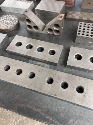Used _UNKNOWN_ _UNKNOWN_ Riser Blocks Michigan US | Miedema Asset Management Group #1360848