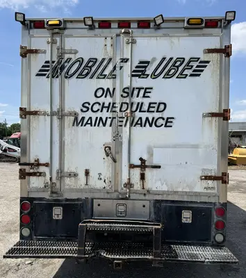 Used 2002 CHEVROLET C7500 Fuel & Lube Trucks Kentucky US | Proxy Equipment #1425954