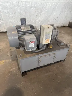 5,000 PSI HYDRAULIC PUMP. STOCK #0776925