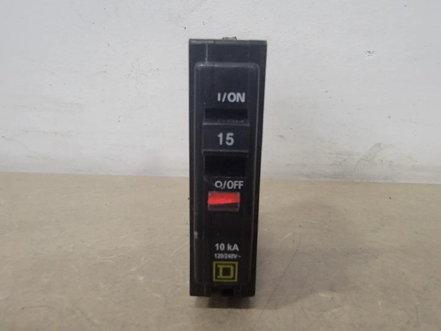 USED SQUARE D QOB115