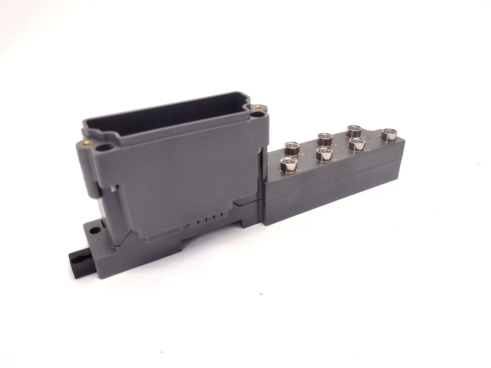 Used Turck BL67 Base Module 8 × M8 Connector, 3-pin PLC Input & Output Michigan US | Maverick Industrial Sales #1475182