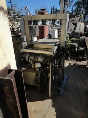 Press, Platen, 24" X 24", 5 HP, Juice, California, Mdl SS24 #S741534