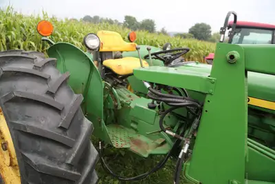 Used JOHN DEERE 2030 Utility Tractors Pennsylvania US | Zimmerman Farm Service #1410099