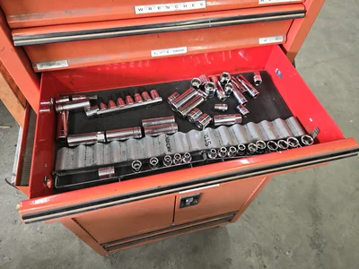 Used _UNKNOWN_ _UNKNOWN_ Tool Box Texas US | IRS Auction #1325934