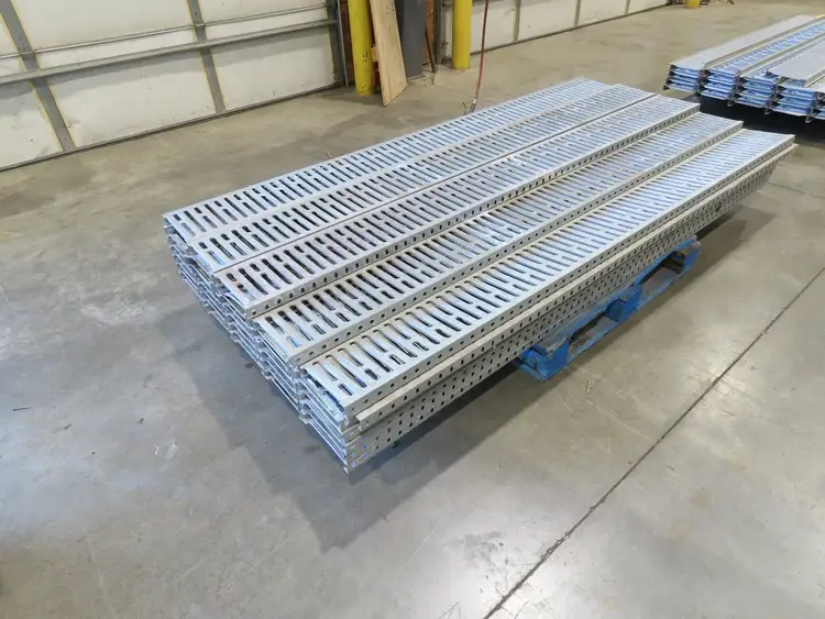 Used INTERLAKE _UNKNOWN_ Pallet Racking | Arrow Industrial #610476