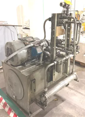Used _UNKNOWN_ _UNKNOWN_ Rubber Pad Presses Ohio US | Gomaplast Machinery, Inc. #1323311