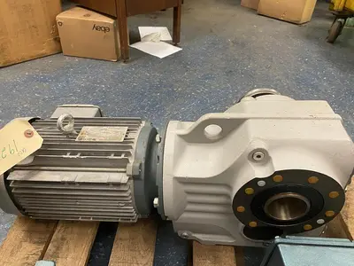 New | in-Stock SEW-EURODRIVE KT77/T-DRN100L4/DH Industrial Controls | Surplus Asset Holdings #1221852