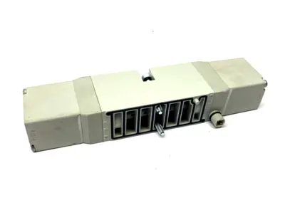 122BB63AMN00061 | Numatics  Solenoid Valve - Used