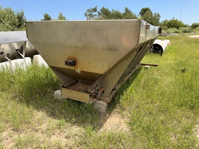 Used MONROE 14' SALT / SAND SPREADER Dry Spreaders Michigan US | Miedema Asset Management Group #1282468