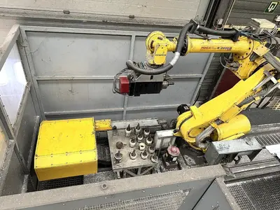 USED FANUC MILLING ROBOT X: 10 500 / Y: 3045 / Z: 3500 MM CNC