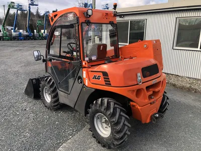 New | in-Stock 2026 SKYTRAK 3013 COMPACT TELEHANDLER Telehandlers Alberta CA | Adcock Equipment #1417651