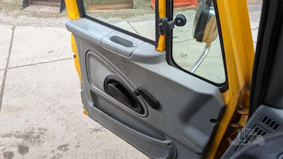 USED 2005 INTERNATIONAL WORKSTAR 7400