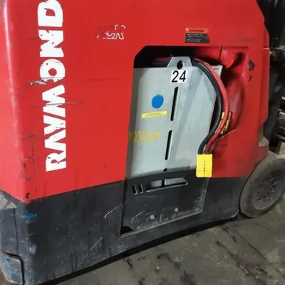 USED 2021 RAYMOND 425-C40QM