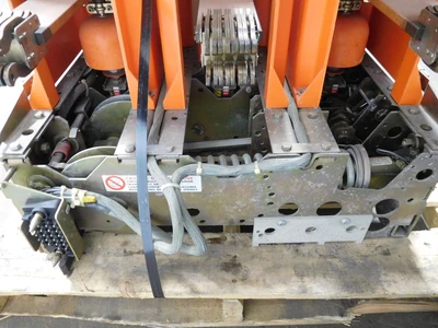 Used GE VB 7.2-500-3 Circuit Breakers Ohio US | Equipment Recovery Corp. #1330573