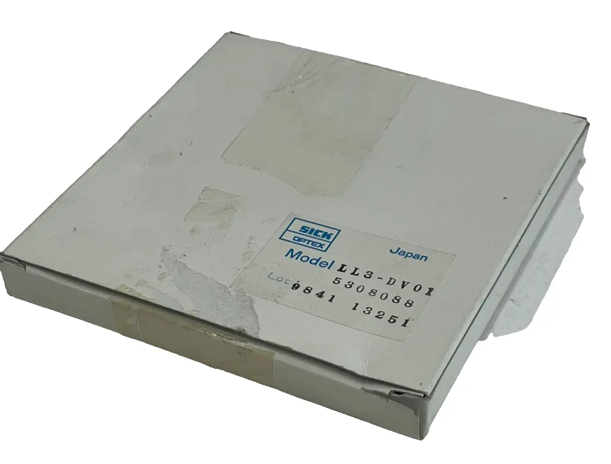 NEW SICK LL3-DV01 FIBER OPTIC PROXIMITY SENSOR 5308088 LL3DV01