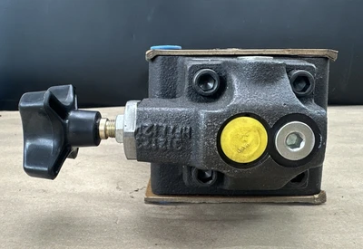 NEW Vickers 626629