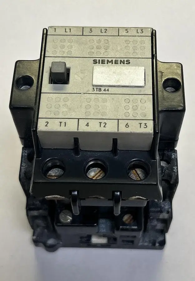 Used SIEMENS 3TB44-17-0A Miscellaneous Equipment (Electrical & Power) Ohio US | Surplus Asset Holdings #1240574