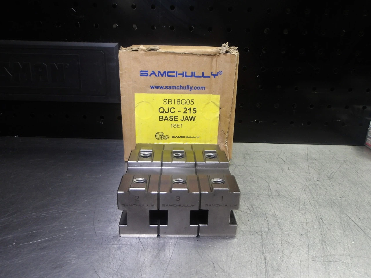 Samchully Quick Change Base Jaws QTY3 SB18G05 / QJC-215 (LOC1030B)