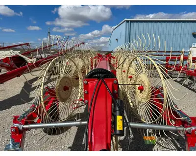 Used FARM KING TVR12 - 12 WHEEL Hay Rakes Iowa US | Keast Enterprises #1360463