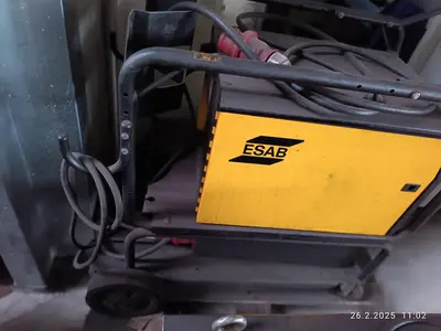 USED 2015 ESAB MIG C3000I