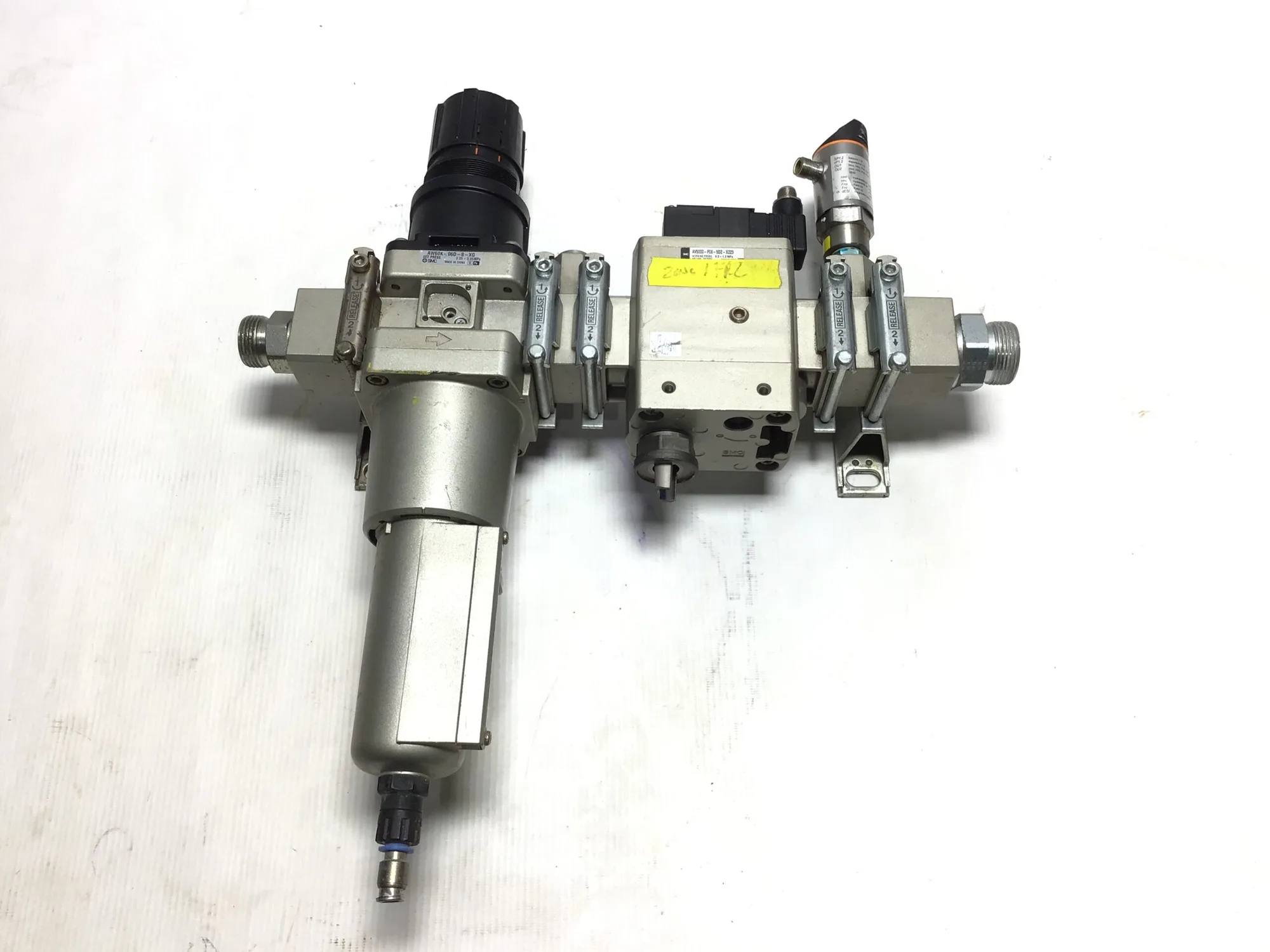 SMC AW60K-06D-8-XG Filter Regulator Pneumatic Valve Set Press 0.05-0.85MPa