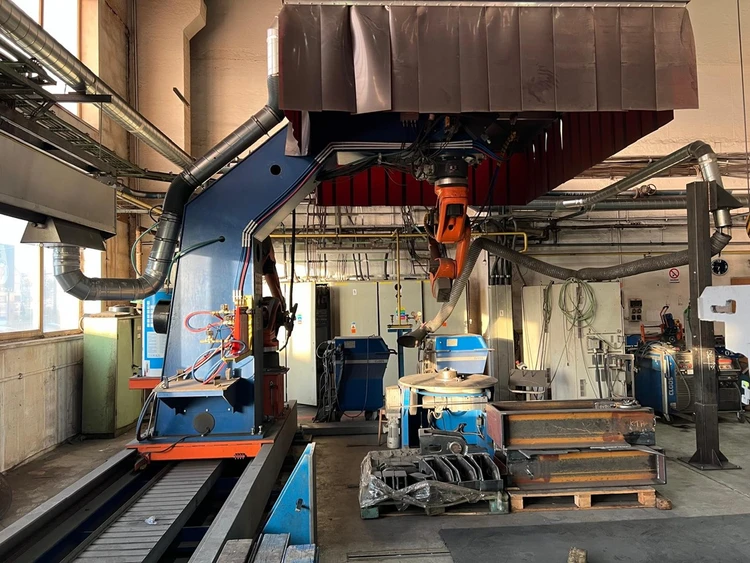 Used 2012 CLOOS QRC 410 Robotic Welding Cells CZ | Amaron s.r.o. #1561756