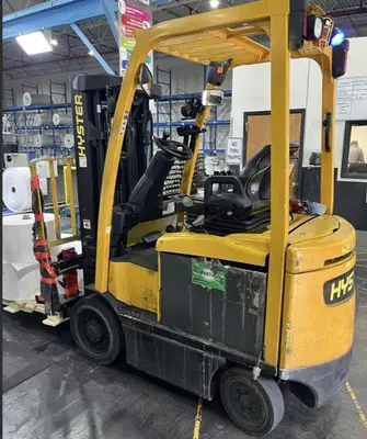 USED HYSTER E50XN-27