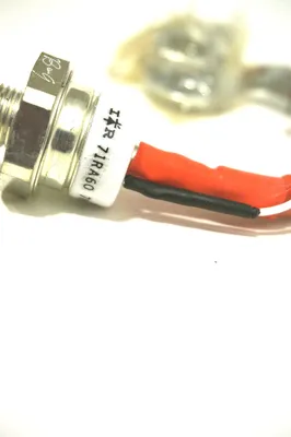 NEW INTERNATIONAL RECTIFIER 71RA60 DIODE MODULE