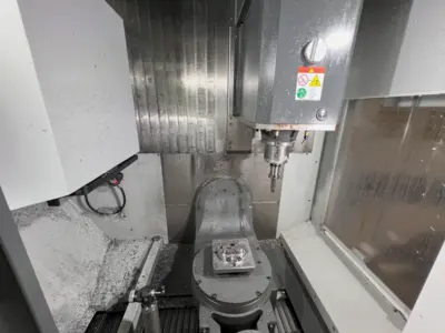 2023 HAAS UMC-500 Vertical Machining Centers (5-Axis or More) | Machinery Network (5)