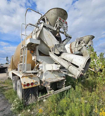 2004 STERLING Mixer Commercial trucks | Iron Listing (10)