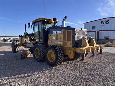 USED 2019 Deere 872GP