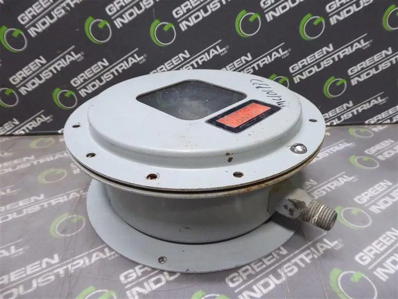 Mercoid Control DAW-33-2-7 Differential Pressure Switch 5-150 PSIG Used