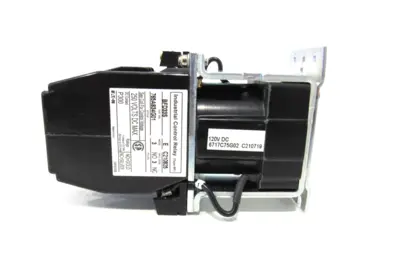 NEW EATON BFD33S CONTROL RELAY 3 POLE 10A 250V