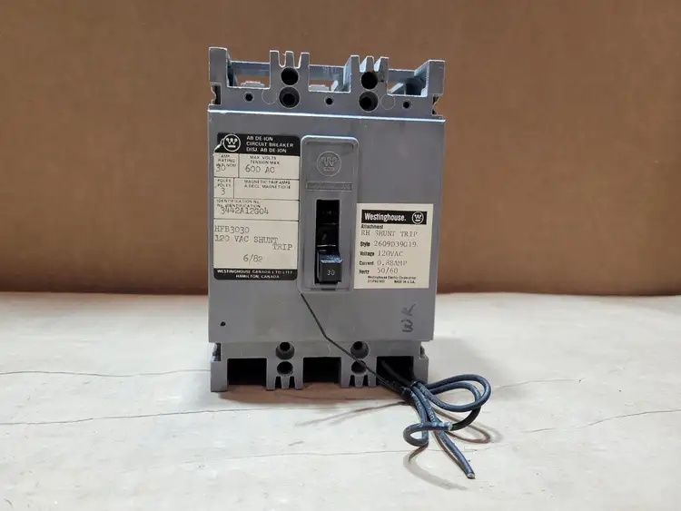 Used WESTINGHOUSE HFB3030 Switchgears British Columbia CA | Lenmark #835653