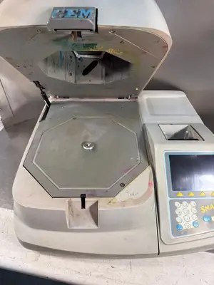 Cem Smart System 5 Microwave Moisture Analyzer 120/240Vac 10/A (12.6.8)