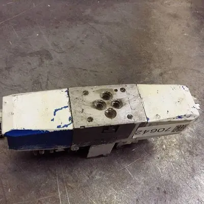 USED VICKERS DG4V36CMP7H750