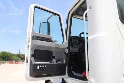 New | in-Stock 2027 MACK MD7 Septic/Sewer/Vacuum Trucks Texas US | Roll Off Truck World #1491897
