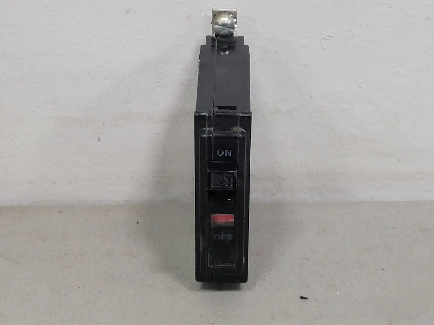 USED SQUARE D QO115