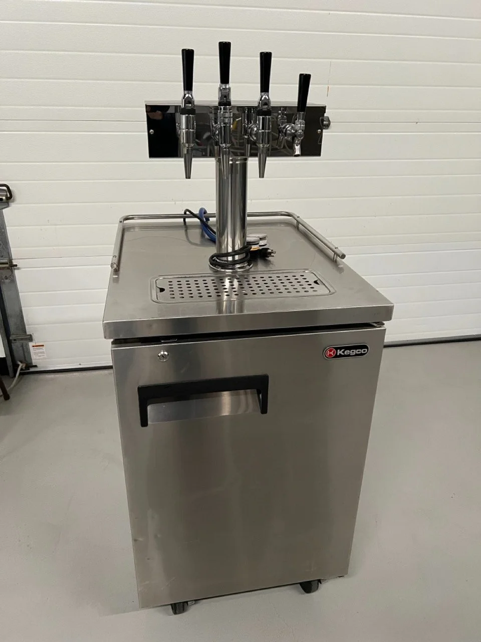 Used _UNKNOWN_ _UNKNOWN_ Beverage Dispensers Indiana US | Brewhouse Equipment Group #1276268