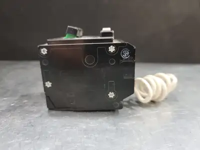 30 Amp, 2 Pole, 120/240 Volts Circuit Breaker