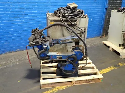 USED 2013 YASKAWA MOTOMAN MH6