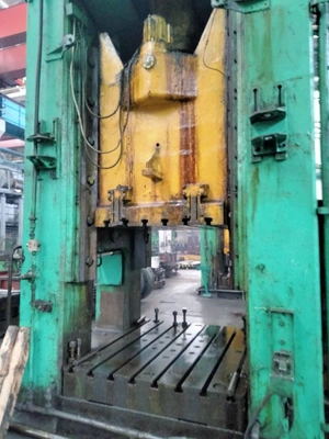 ERFURT Trimming Press, in good condition, FCA PRICE