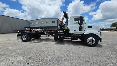 New | in-Stock 2027 MACK MD6 Rolloff Trucks Texas US | Roll Off Truck World #1491880