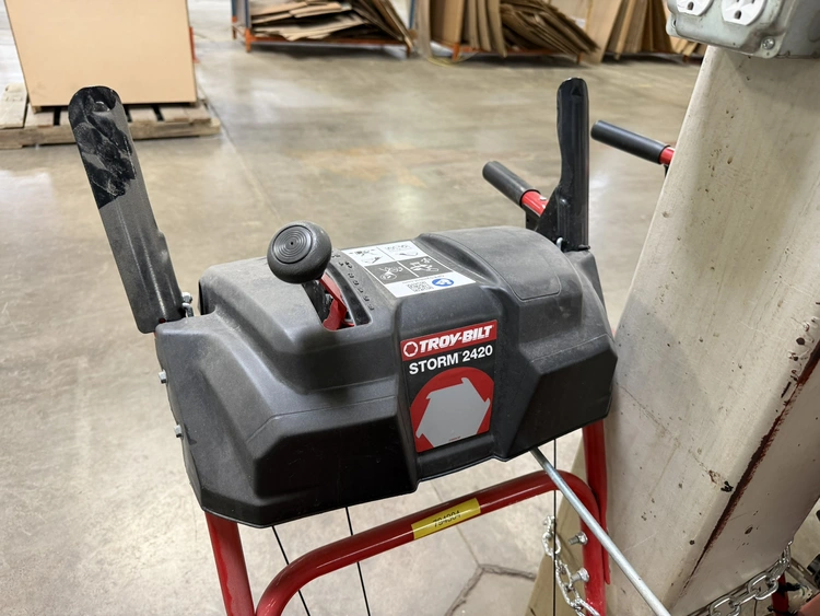 Used _UNKNOWN_ _UNKNOWN_ Snow Blowers Michigan US | Miedema Asset Management Group #1143822