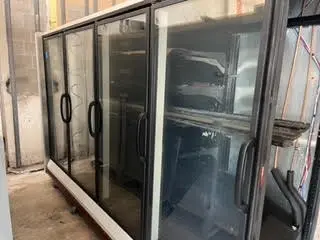 124-0062 Hussmann Run of 14 RL Freezer Doors-2016