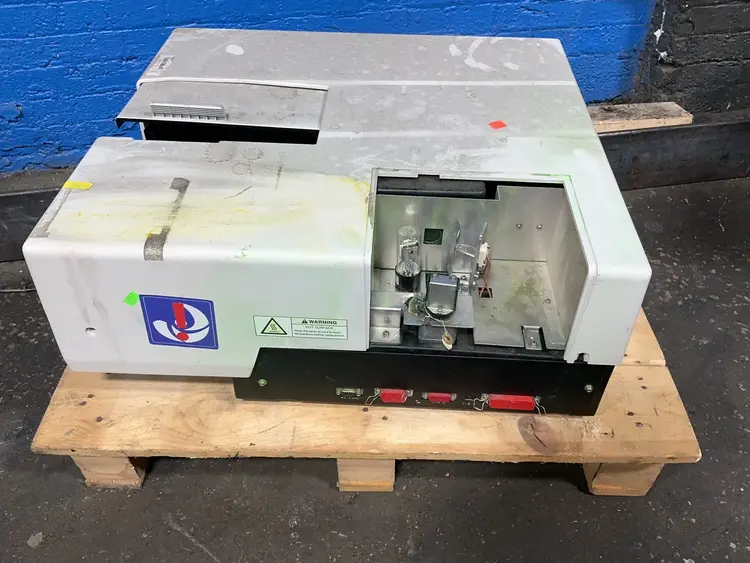 Used SHIMADZU UV2401 (PC) Spectrophotometer (UV-Vis, Fluor) Ohio US | HGR 24 #1406118