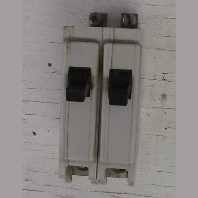 CEB, Commander 2 Pole 30 Amp Bolt-on Breaker