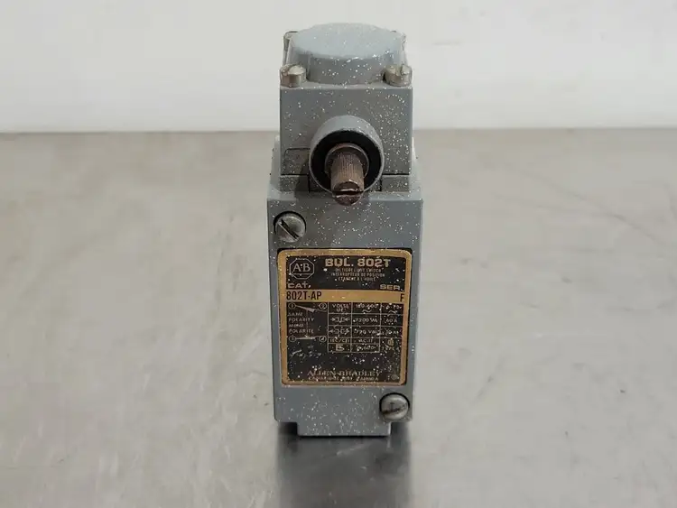 Used ALLEN-BRADLEY 802T-AP Switchgears British Columbia CA | Lenmark #244729