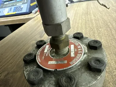 Used UNITED CONVEYOR CORPORATION 340906-5 Pressure Transmitters Ohio US | Surplus Asset Holdings #1247186