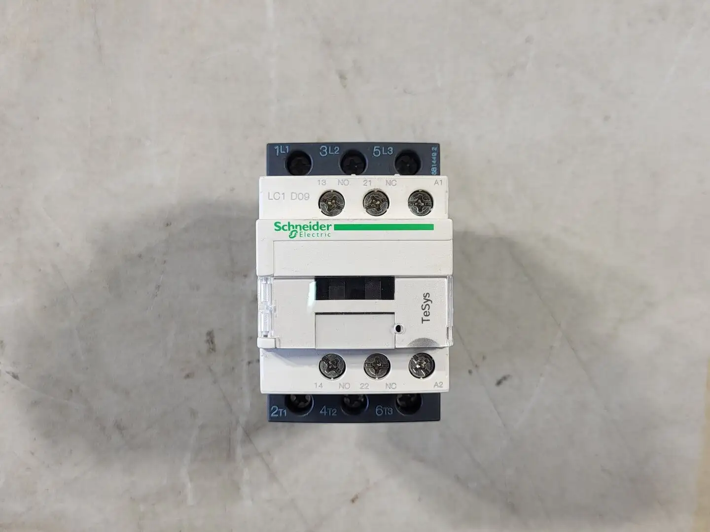 NEW SCHNEIDER ELECTRIC LC1D09F7